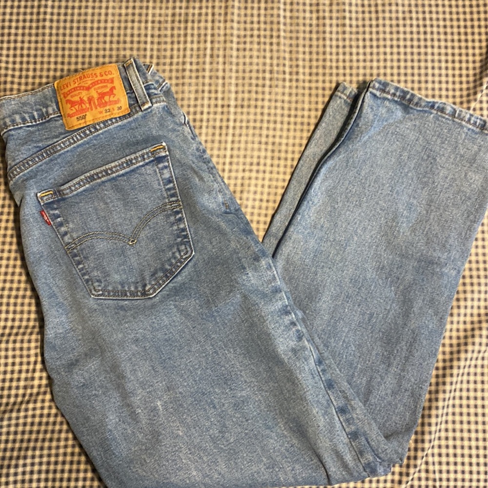 Levi Jeans, barely worn - Picture 3 of 4